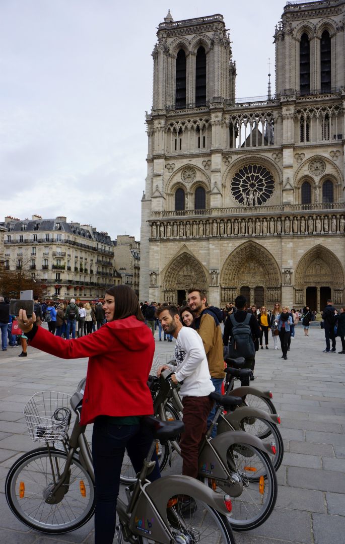 Selfies vid Notre Dame